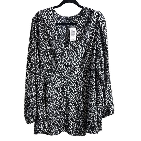 Torrid Women's Plus Size Peplum Satin Button Front Irl Cheetah Top Size 4 4X New - Picture 1 of 6